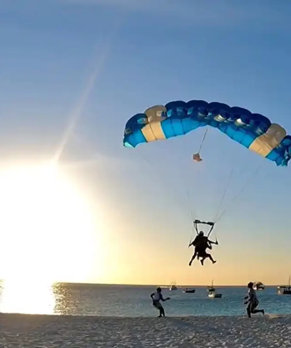 Skydive-tandem-jump-on-Kendwa-Beach-Zanzibar-landing-on-beach