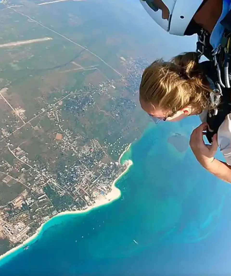 Skydive-tandem-jump-over-Kendwa-Beach-Zanzibar